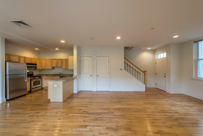 110 Second St Unit PH02