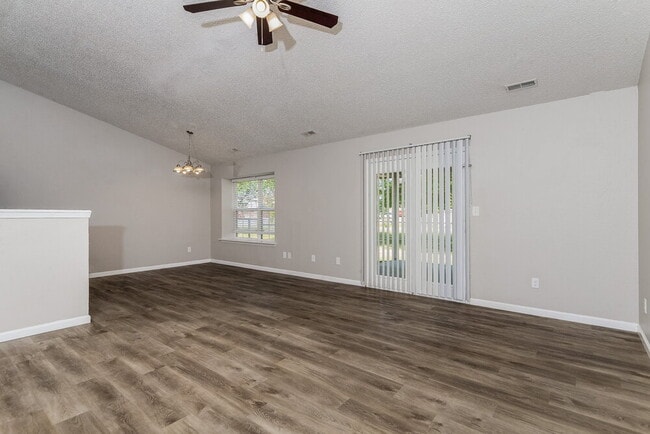 Photo - 8043 Southern Trails Pl