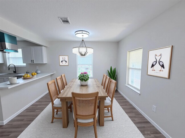 Photo - 2915 Creston Dr