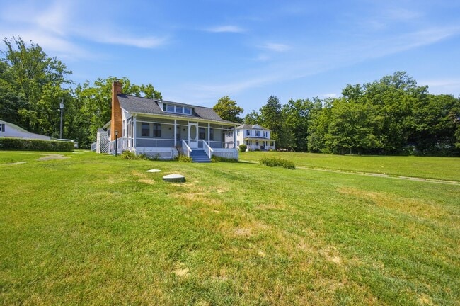 Photo - 801 Annapolis Rd