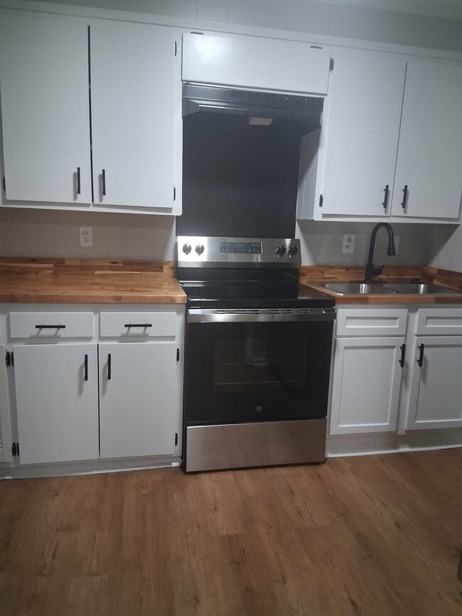 Photo - 254 Lake Dr Unit 1