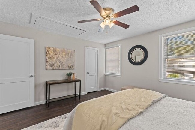 Townhomes at South Highlands