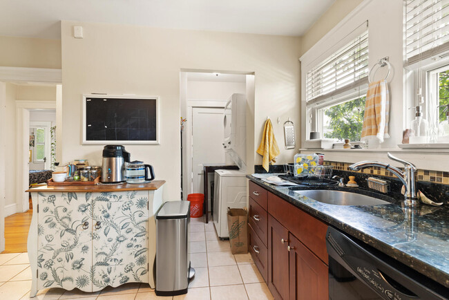 Photo - 10 Trapelo St Apartments Unit 2
