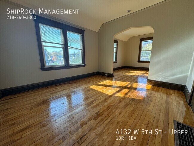 Photo - 4132 W 5th St Unit Upper