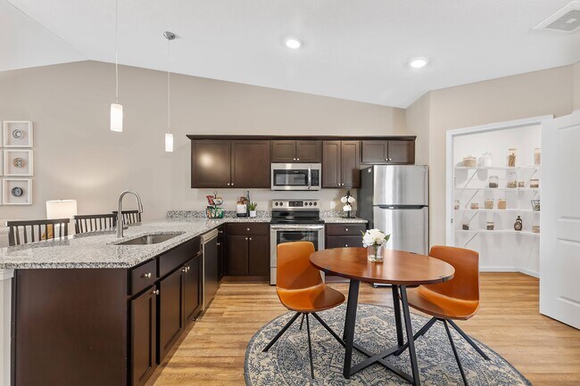 Photo - Redwood Obetz