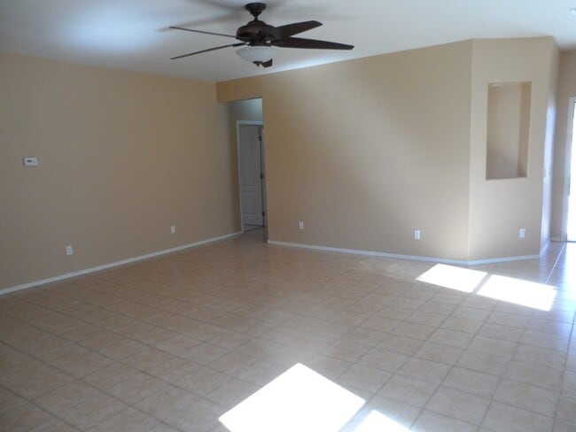 Photo - Great 3 Bedroom 2 Bath Home with Pool Serv...