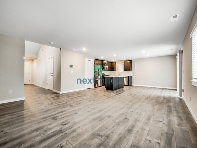 Photo - 4 Bed and 2.5 Bath Single-family Home is Available for Rent!