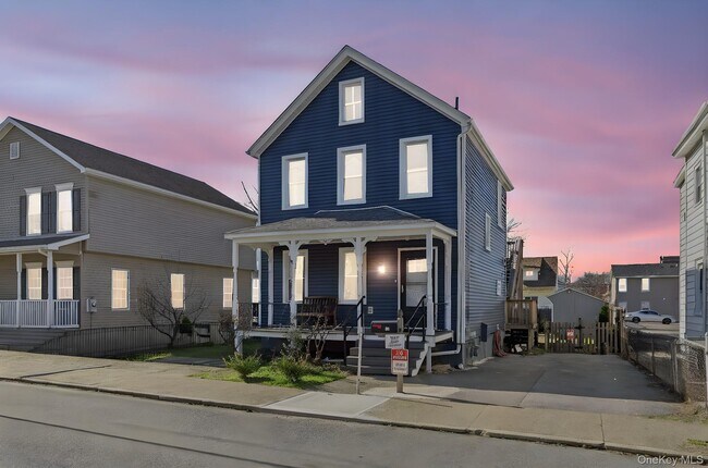 Photo - 11 S Cedar St