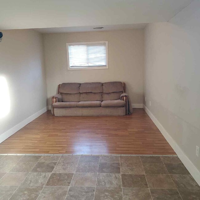 Building Photo - 2154-3002172 Quince St Unit 2154 B