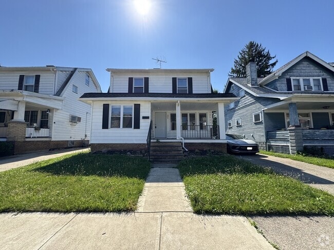 Building Photo - 4912 E 111th St Rental