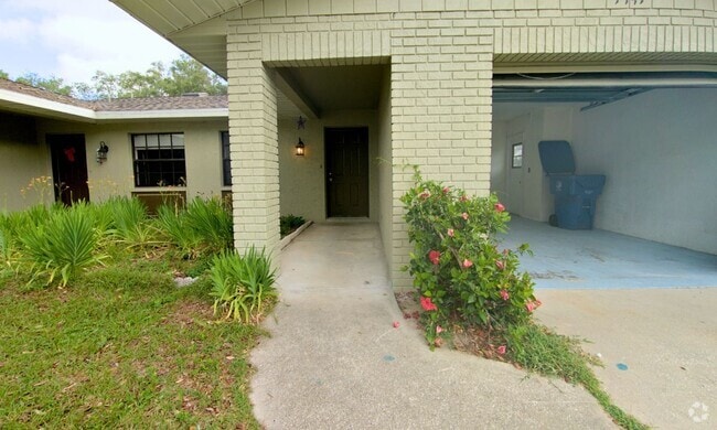 Building Photo - 7447 Mead Dr Rental