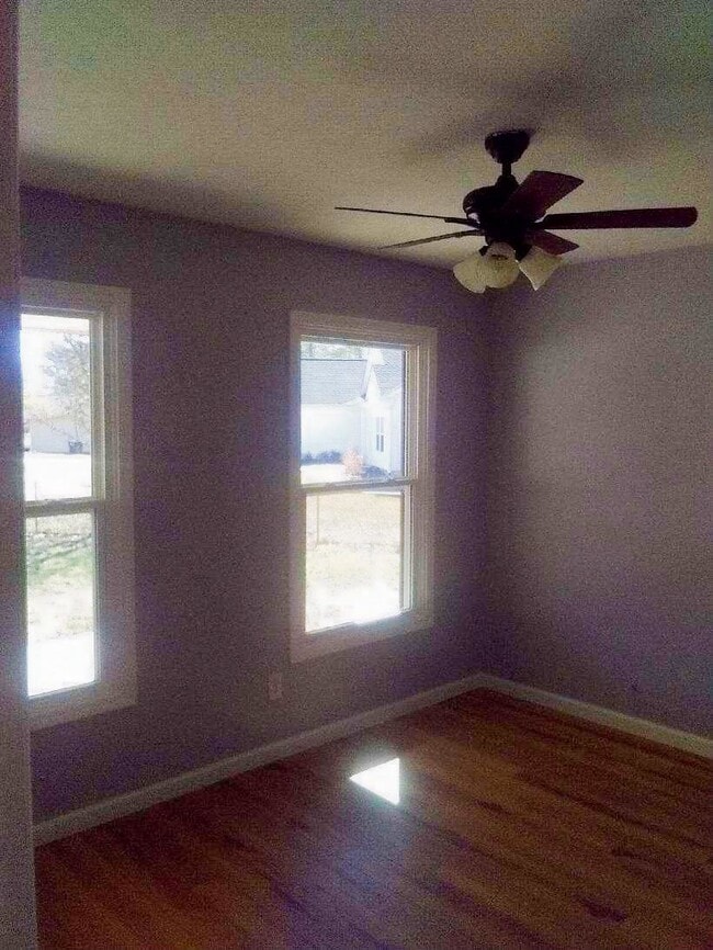 Photo - 234 Sikeston Ct