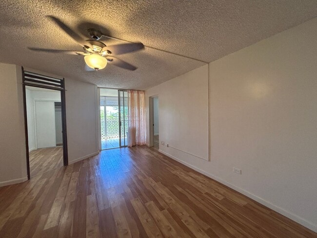 Convenient Location - Convenient Location Condo Unit 209