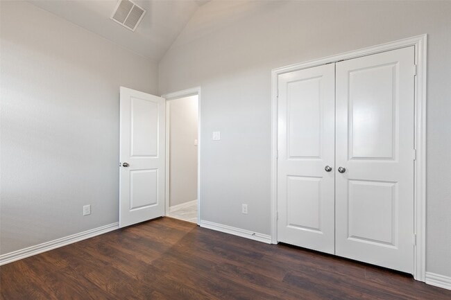 Photo - 912 Slate Ln