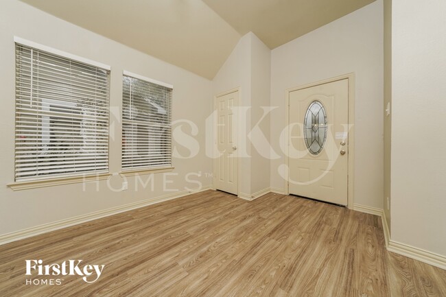 Photo - 804 Center St