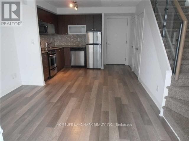 Photo - 2015 Sheppard Ave E Unité 319