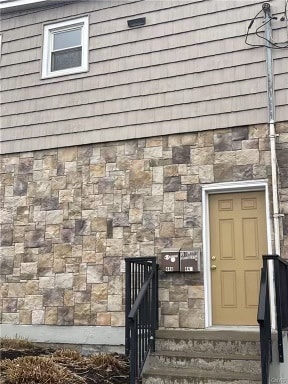 Building Photo - 44 Westmoreland St