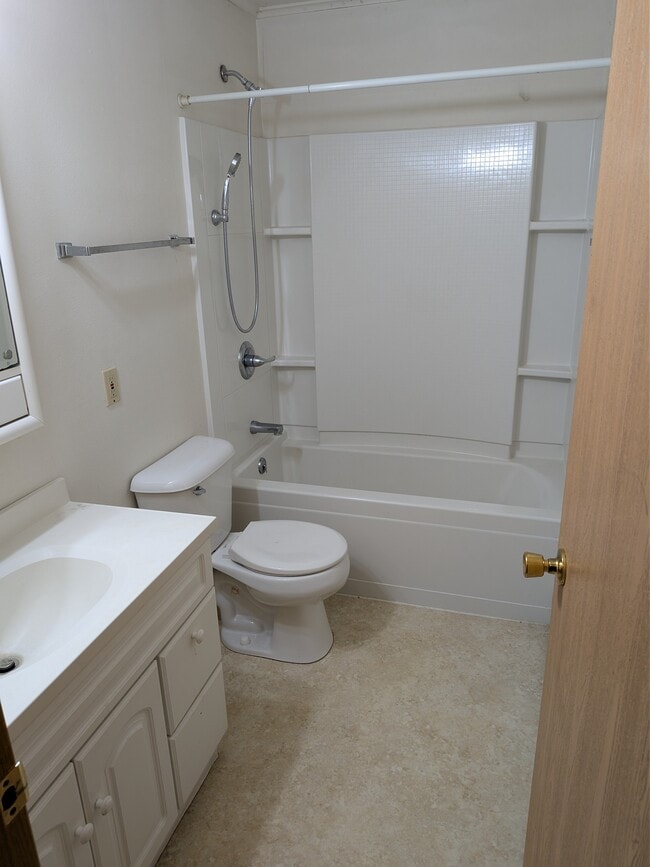 Photo - 120 W Grant St Unit 7