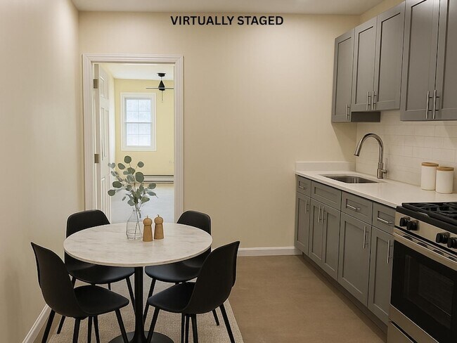 Building Photo - 566 Newark Ave Unit 3 Rental