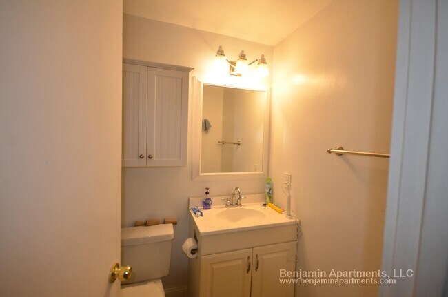 Photo - 774 Columbus Ave Unidad 3