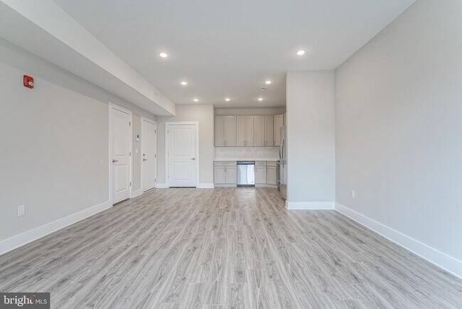 Photo - 2162 E Norris St Unit 303
