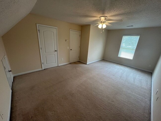 Photo - PRE-LEASING FOR AUGUST 2026!