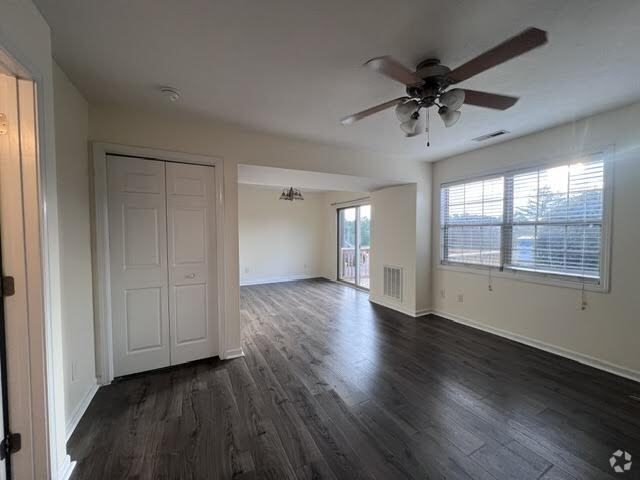 Building Photo - 514 Pilgrim Ct Unit D Rental