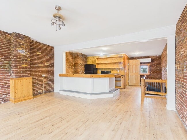 Photo - 262 North St Unit Apt 3