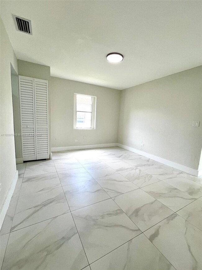 Photo - 1960 NW 49th St