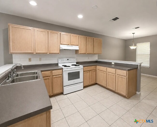 2907 Cantabrian Dr Unit C
