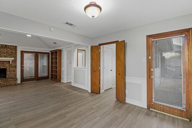 Photo - 4015 St Christopher Ln Unit 4017