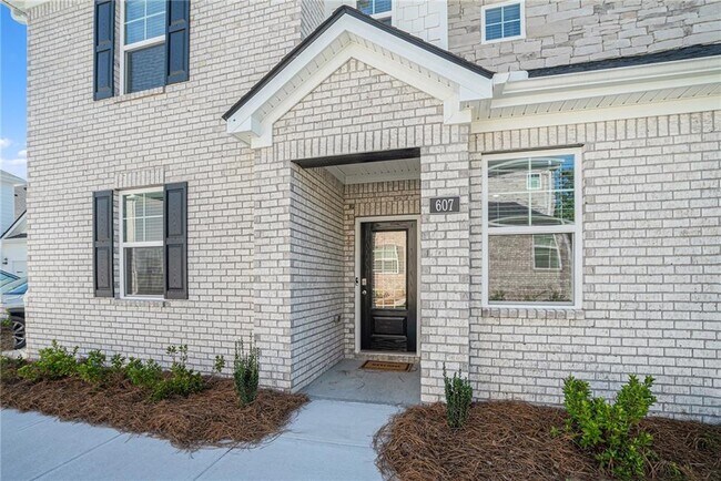 Photo - 607 Silver Moon Dr
