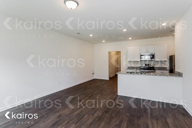 Photo - 114 Dudley Wy