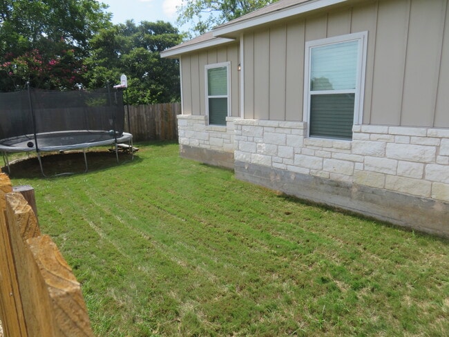 Photo - 338 TX-332 Loop Unit B