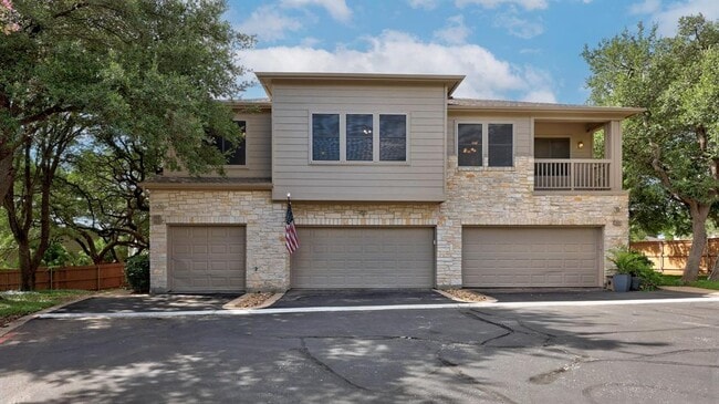 Building Photo - 7501 Shadowridge Run Unit 102