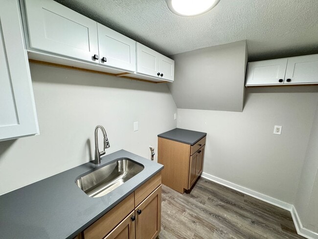 Photo - 38 Clifton Ave Unit 2nd FL Rear