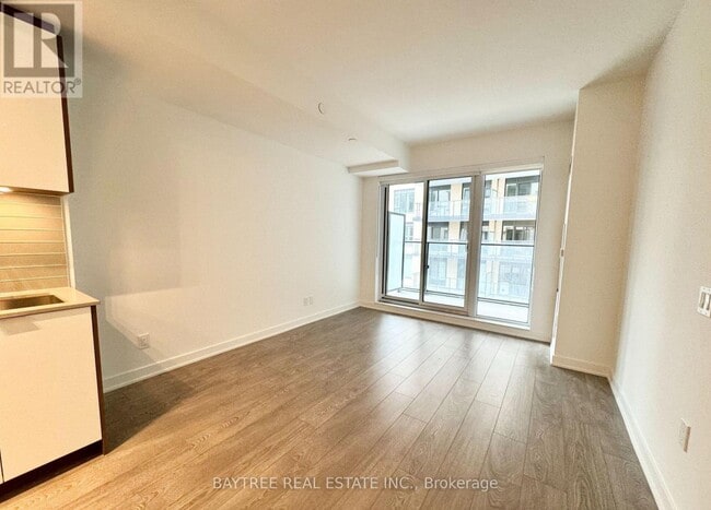 Photo - 543 Richmond St W Unit 523