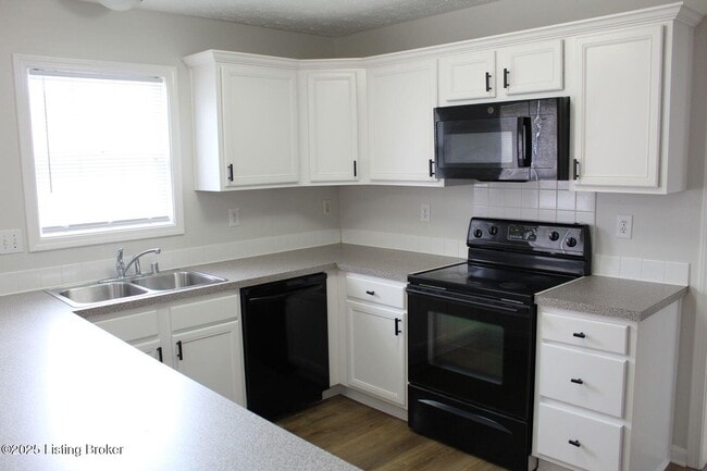 Photo - 10945 Symington Cir