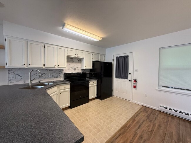 Photo - Woods Edge 3-Bedroom Townhome!