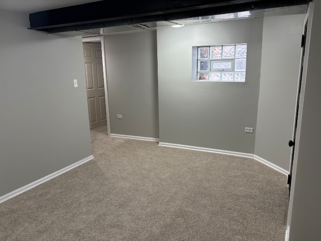 Photo - 7744 S Clyde Ave