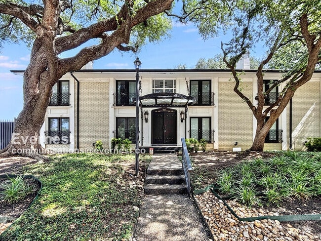 Building Photo - 7807 Meadow Park Dr Unit Apartment 106