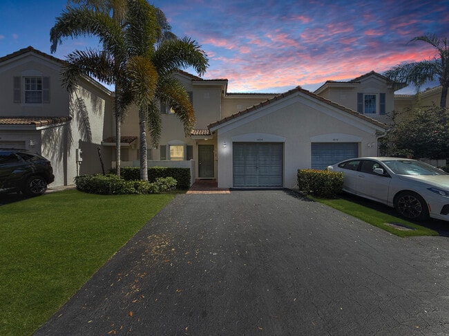 Photo - 4866 SW 32nd Terrace