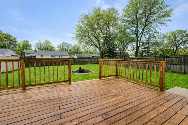 Photo - 7100 Nathan Hale Way