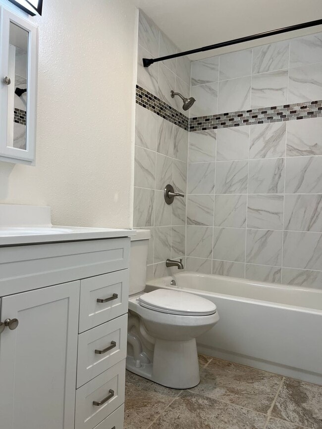 Photo - 941 Unit 941-A