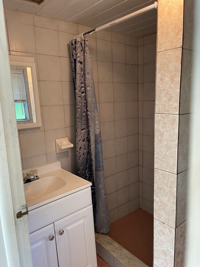 Bathroom - 26 W Polk Ave Unit D