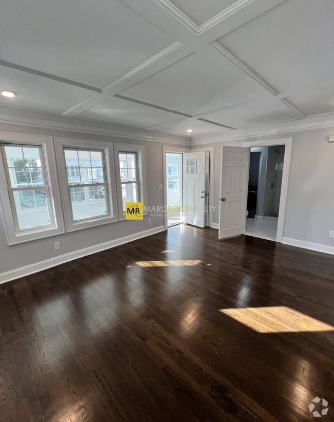 Building Photo - 12 Lawrence St Unit 12 Rental
