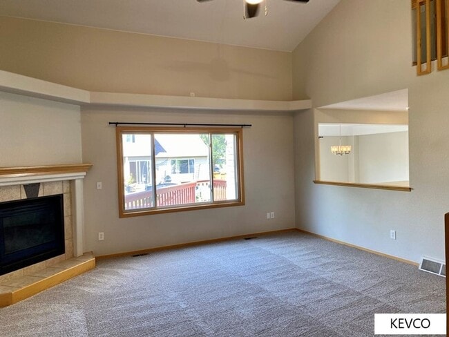 Photo - Lovely Home!