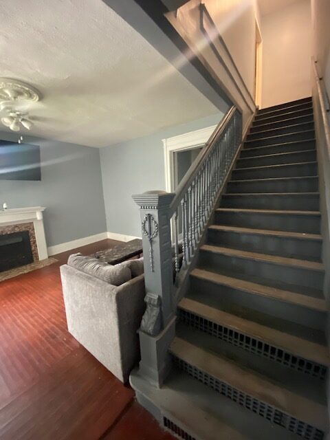 Photo - 1531 E Genesee St