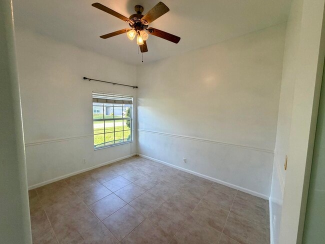 Photo - 1742 SW Effland Ave