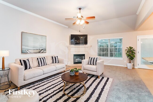 Photo - 601 Apple Tree Ln